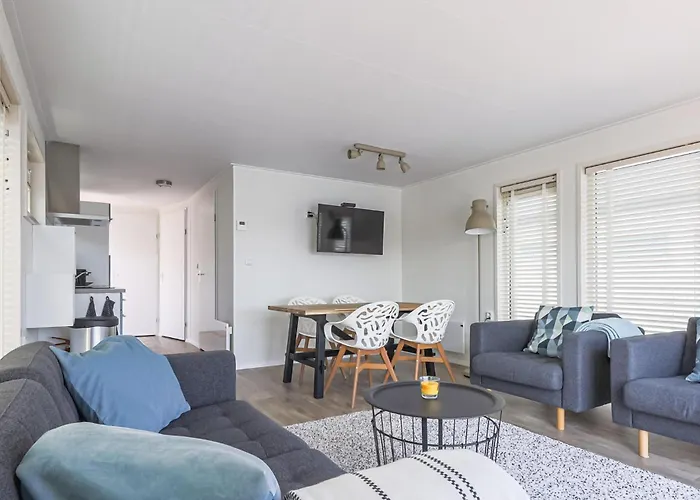 Úszó hotel Aqualiving Aalsmeer